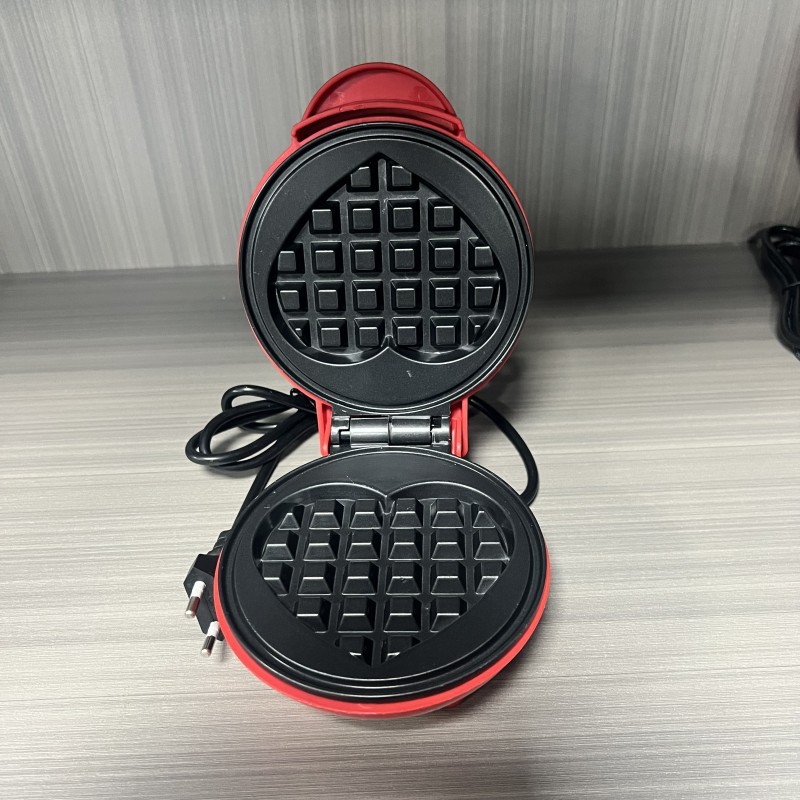 Mini Electric Waffles Maker