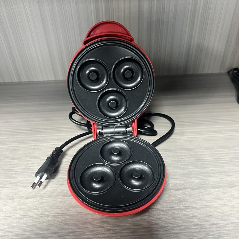 Mini Electric Waffles Maker