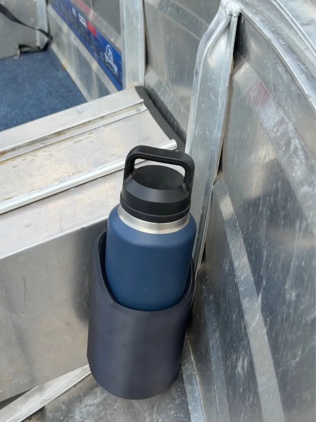 🥇Magnetic Bottle Mounts for 46, 50, 64 oz