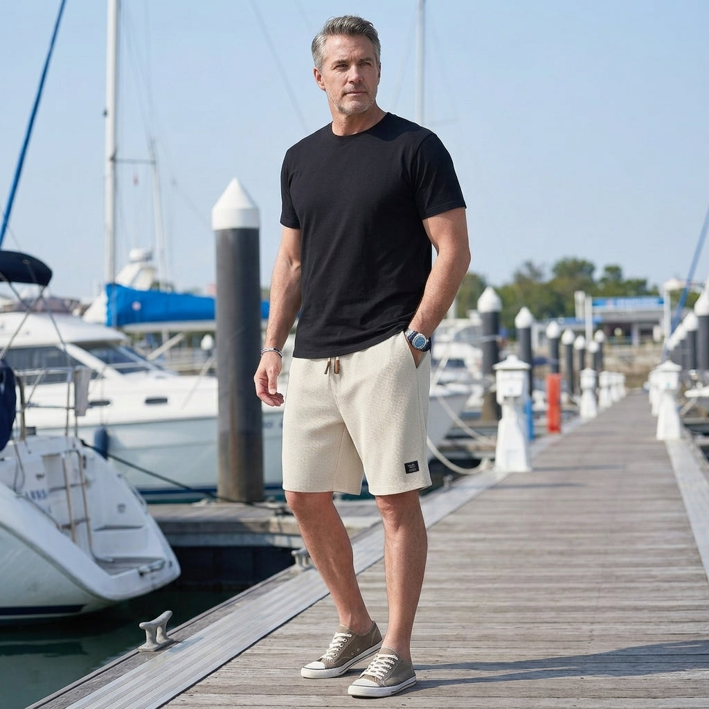 ELEGANT MEN'S SHORTS