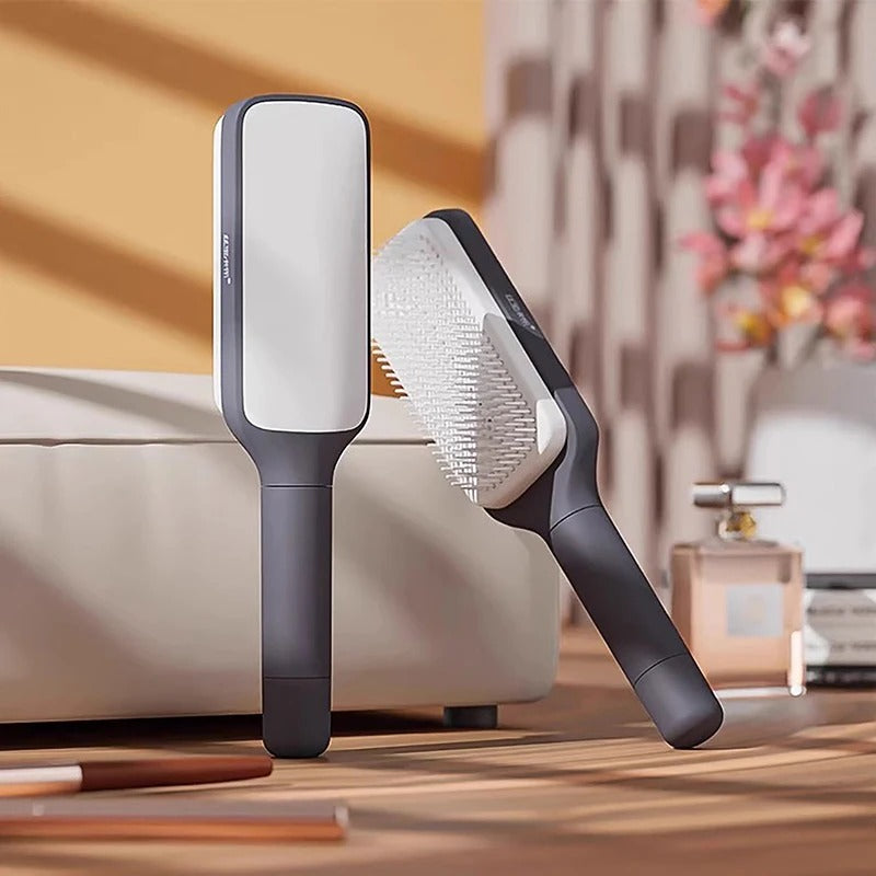 Ella - Self Cleaning Tangle Free Brush