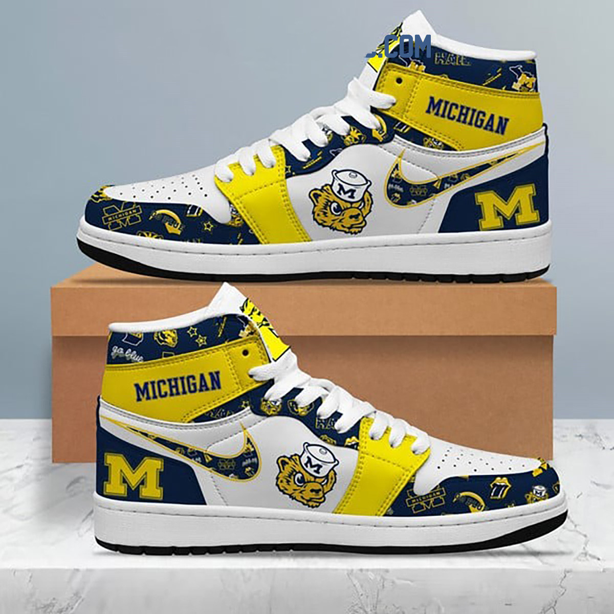 Sneakers - Michigan Wolverines J1