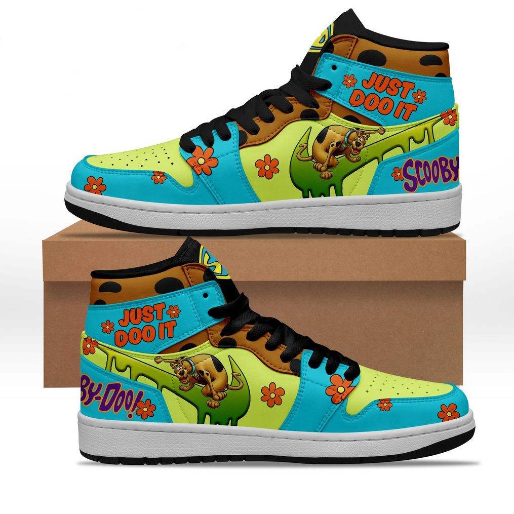 Sneakers - Scooby Doo Mascot
