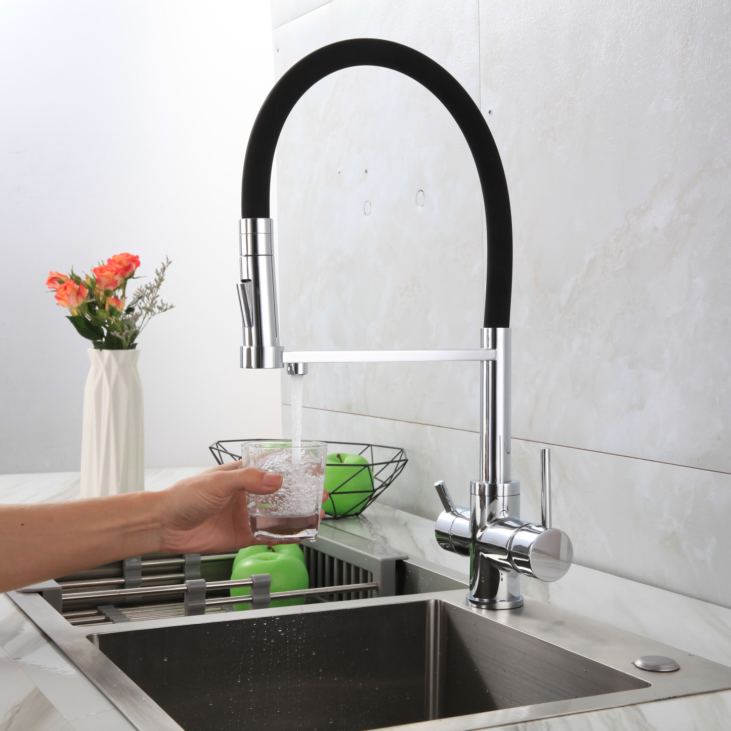 Black 3 Way Mixer Tap With Pull Out Spray-03