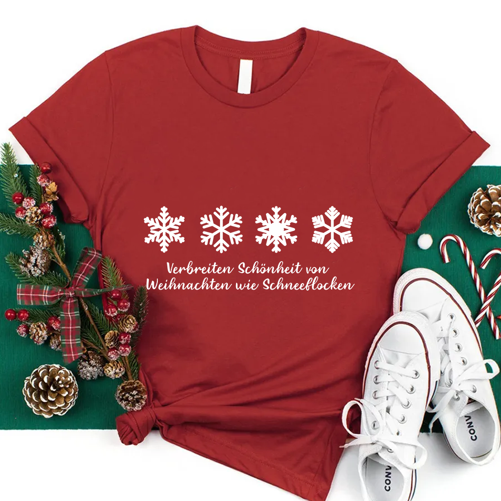 Verbreiten Schönheit Von Weihnachten Wie Schneeflocken LehrerT-Shirt