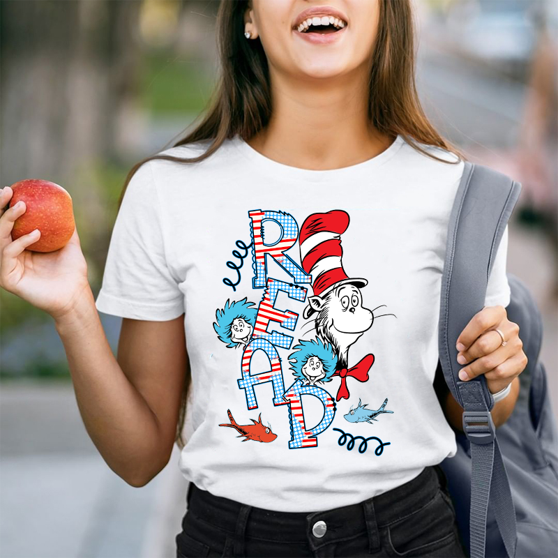 READ Letter Cat Wearing Hat T-Shirt