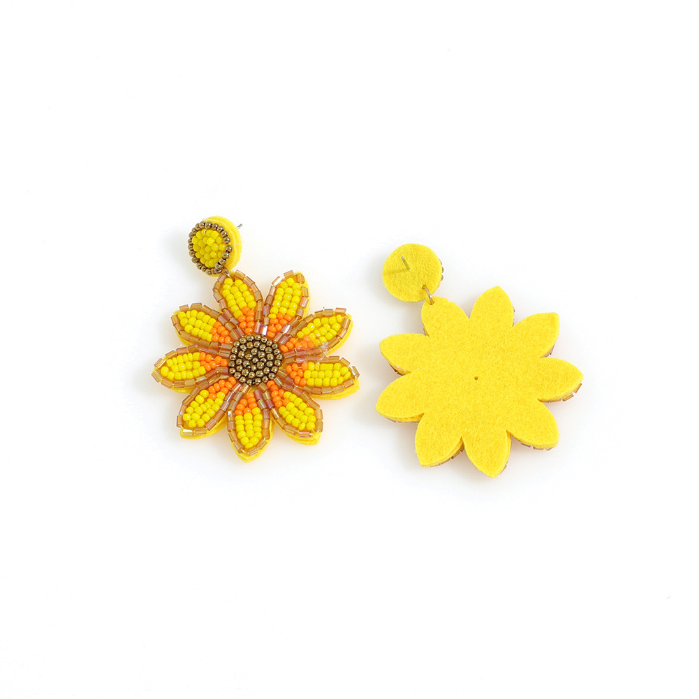 Multicolor Daisy  Beaded Earrings