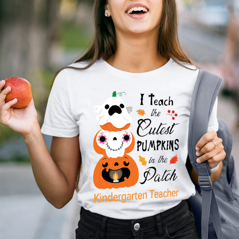 Personalized I Teach The Cutest Pumpkins In The Patch Pumpkin Lamp T-Shirt