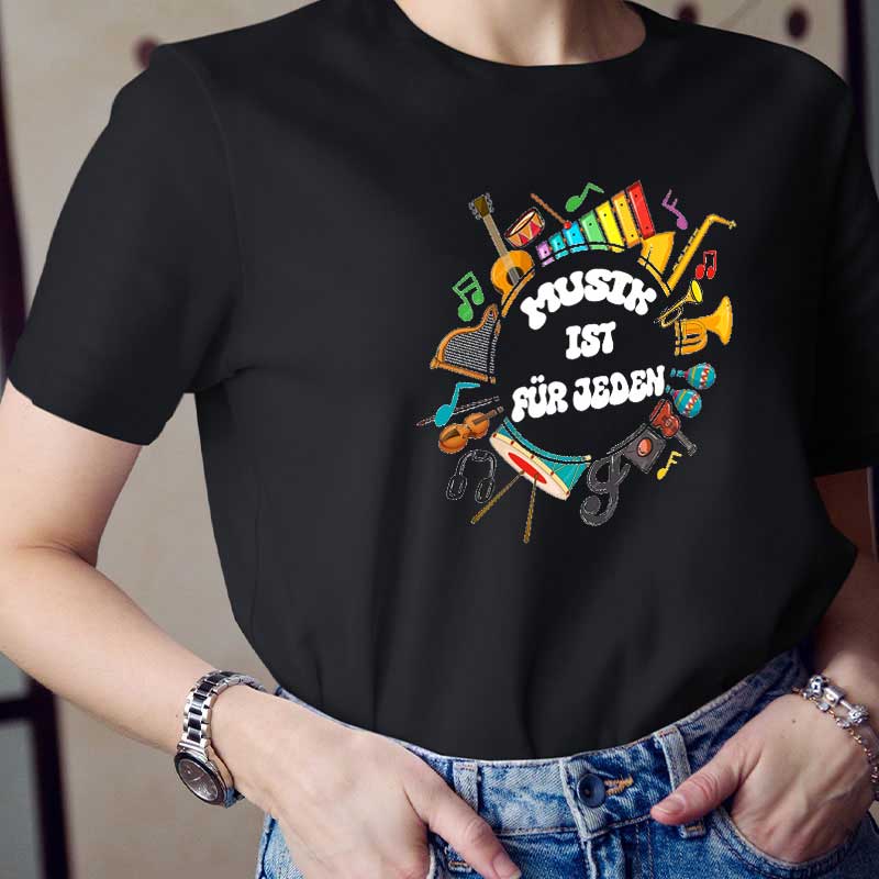 Musik Ist Für Jeden Lehrer T-Shirt
