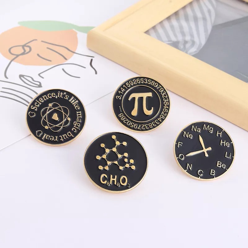 Schwarzes mathematisches chemisches Symbol Pin-Set