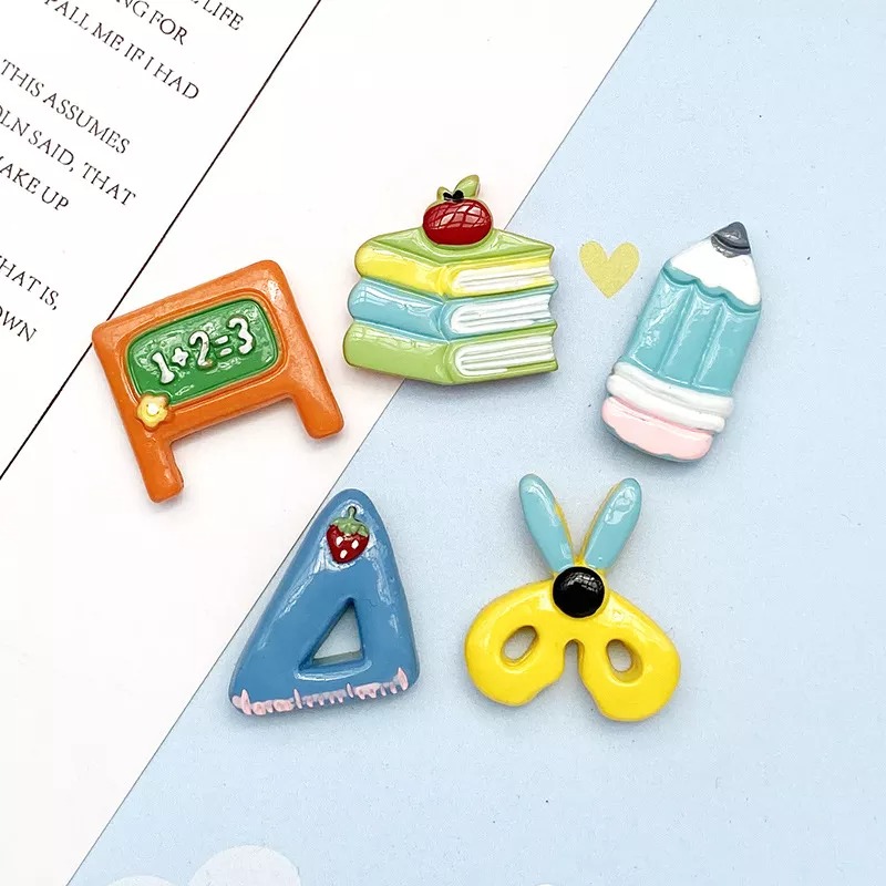 Pencil Triangle Pin Set