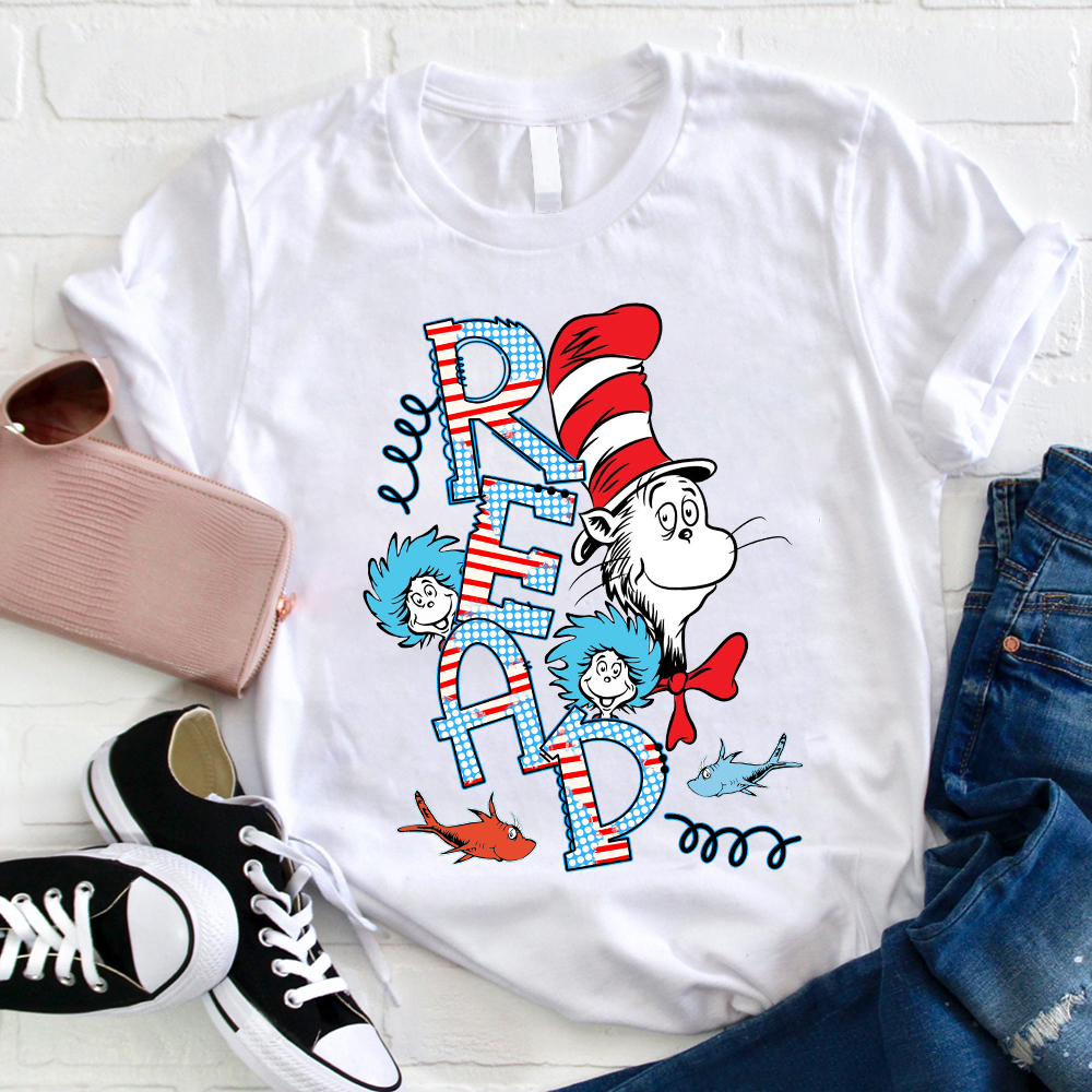 READ Letter Cat Wearing Hat T-Shirt