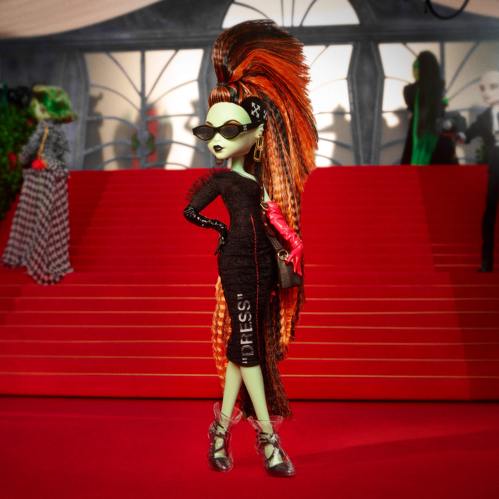 Clawdeen wolf и дракулаура. Фрэнки штейн sweet screams арт. Монстер хай свит скрим. Монстр хай 18. Монстр хай 18.