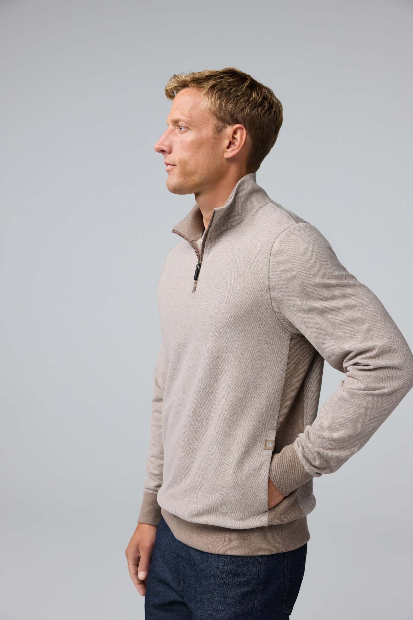 ACE Half-Zip