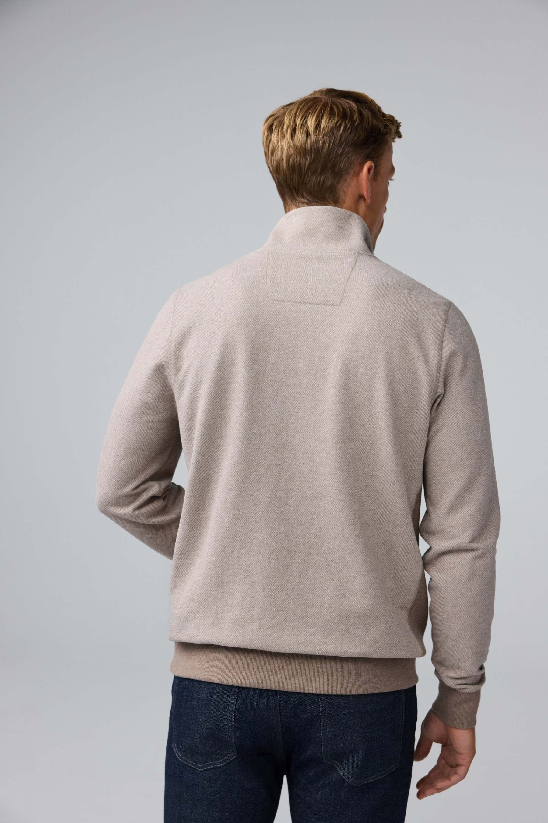 ACE Half-Zip