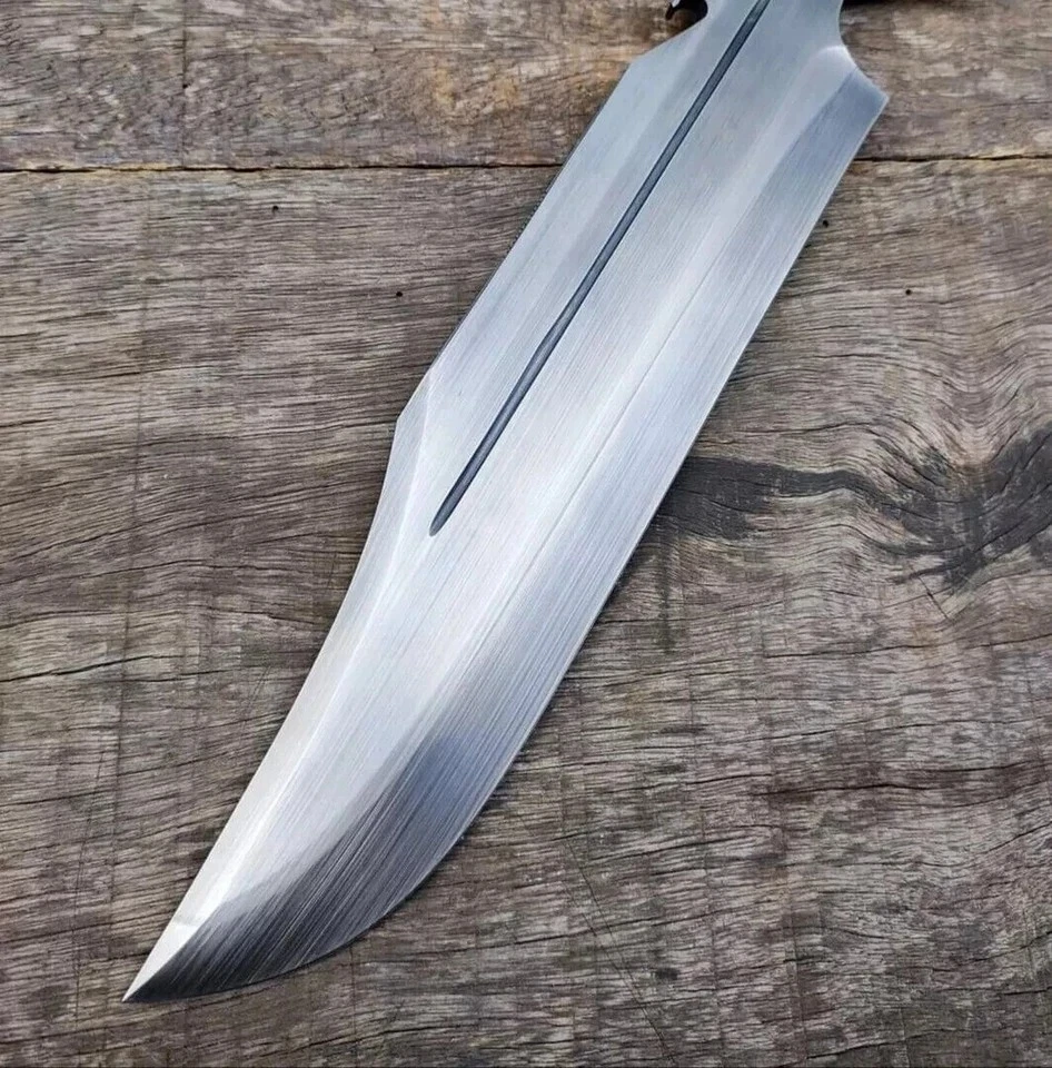 RUČNE VYROBENÝ LOVECKÝ NÔŽ BOWIE Z NÁSTROJOVEJ OCELE D2 S RUKOVEŤOU Z RUŽOVÉHO DREVA