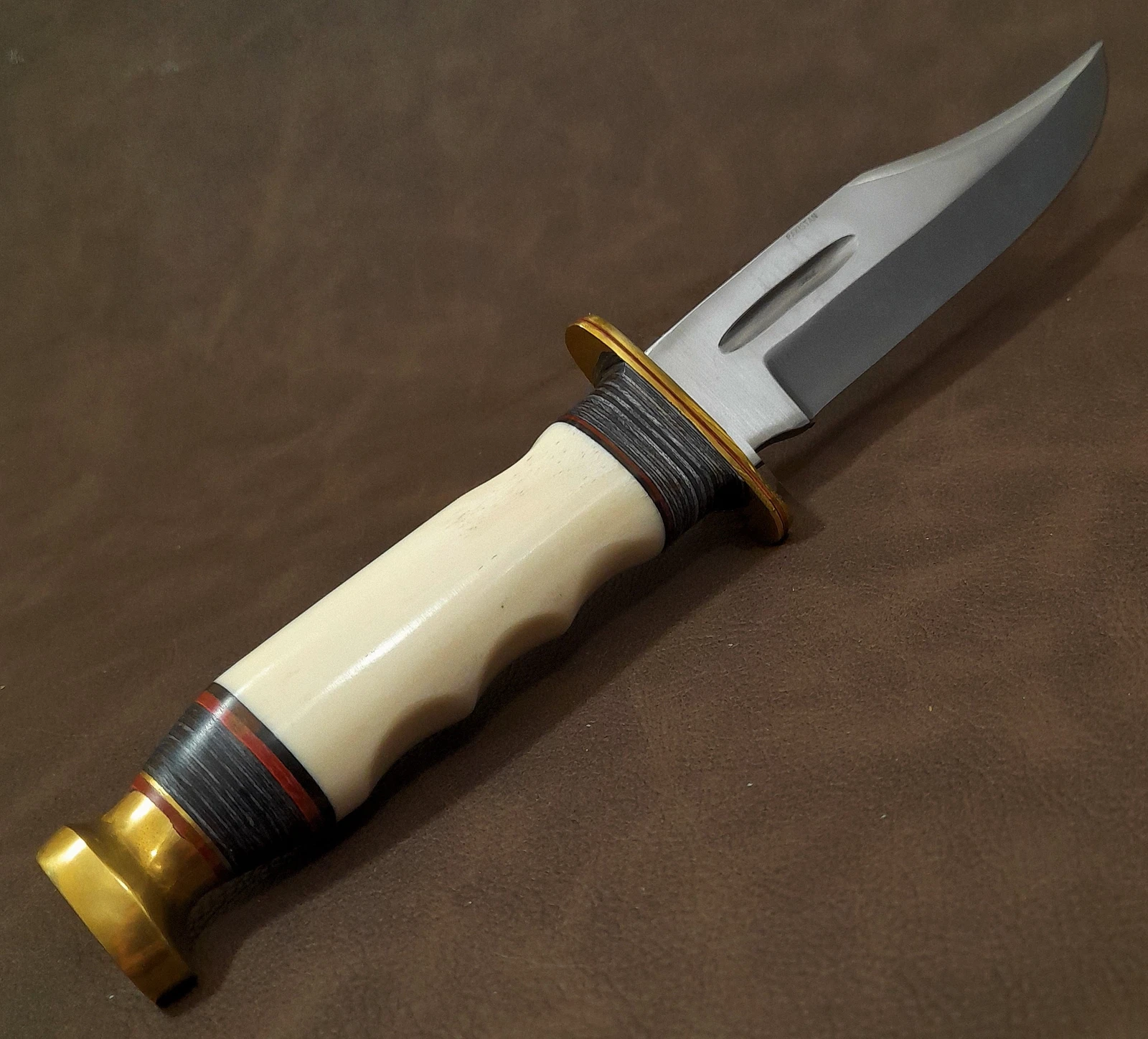 11,25" nôž Bowie Hunter s pevnou čepeľou z pravej kosti