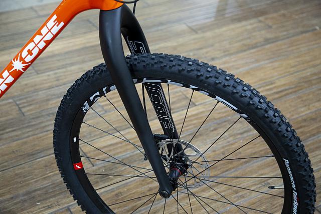 Selcof Carbon 27.5+ / 29er 3 Bolt Fork-Planet X