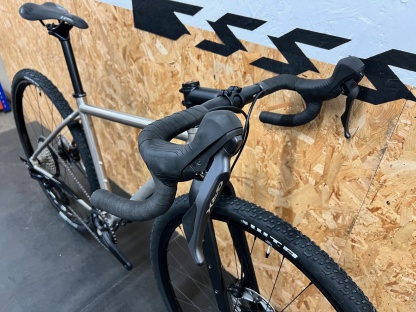 Planet X Tempest Shimano GRX RX820 Titanium Gravel Bike / Extra Small (46)