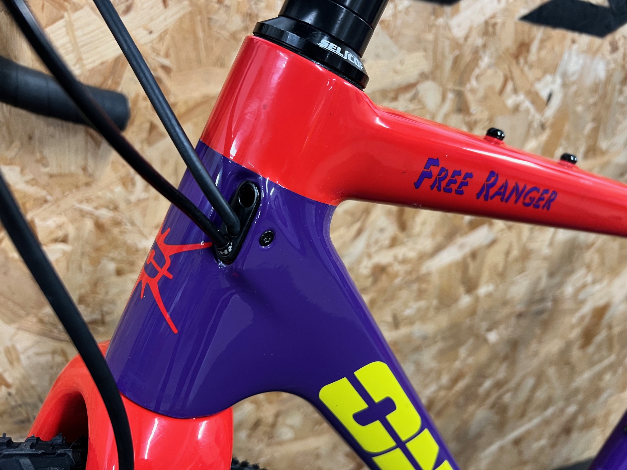 On One Free Ranger Force 1 HRD Used - Small (52) - Purple/Red/Yellow