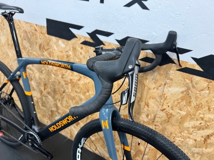 Holdsworth Mystique Rival 1 Gravel Bike / Large / Burning Charcoal / Used