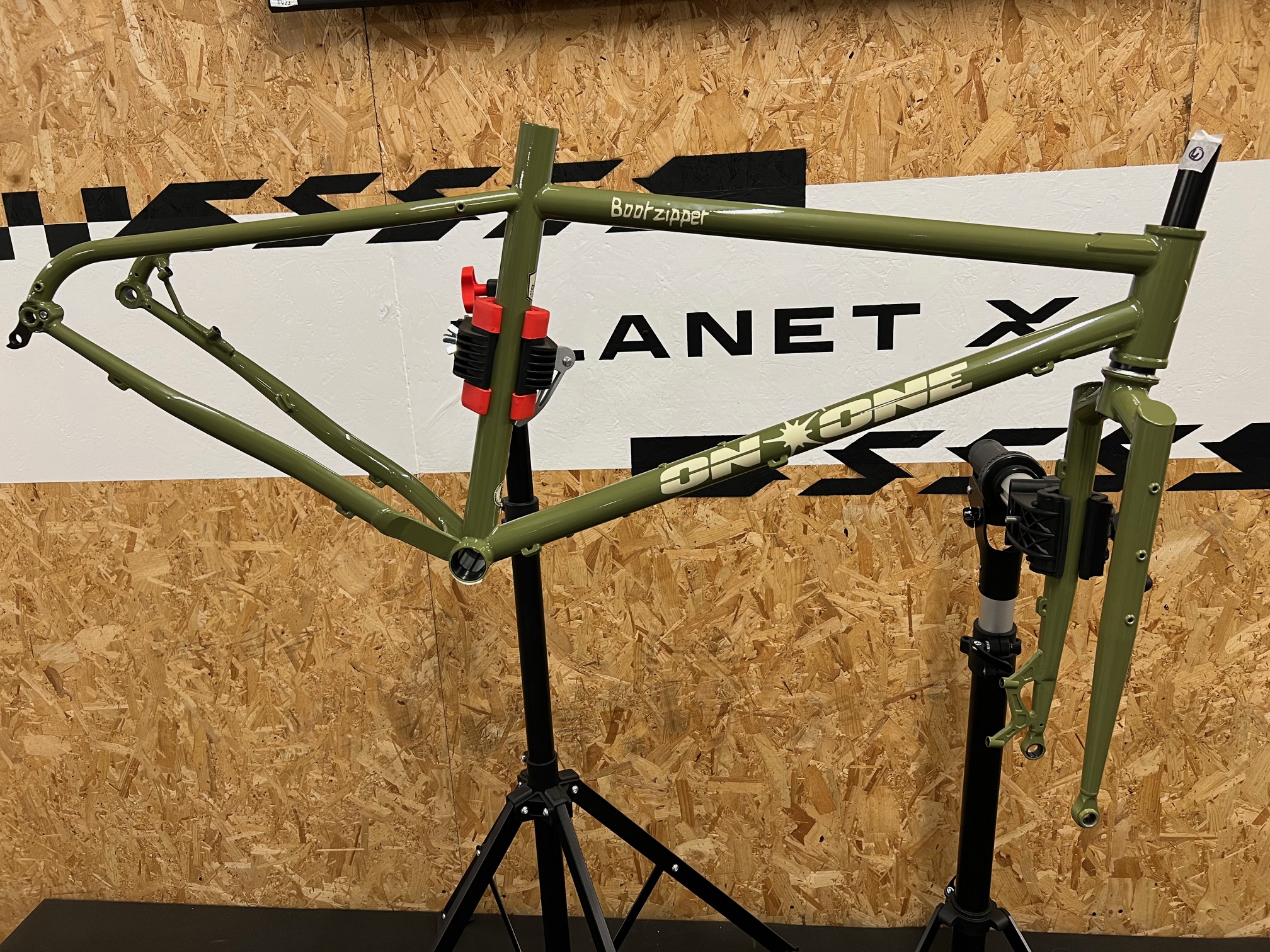 On One Bootzipper 29" Mountain Bike Frameset / Olive Green / Medium / Cosmetic Damage