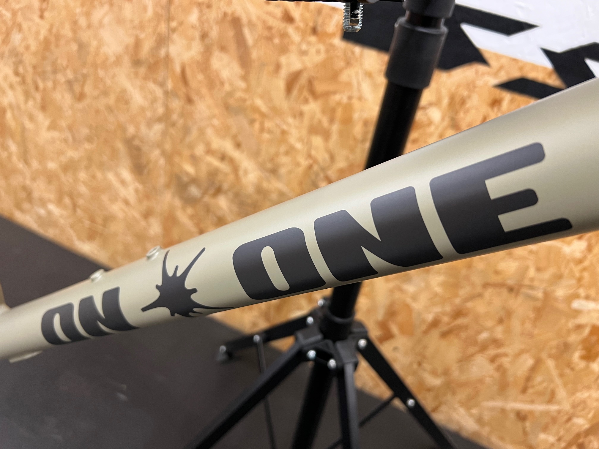 On-One Scandal 29er MTB Frame And Rockshox Judy 130 Fork / Medium / Foreshore Sand / Seconds