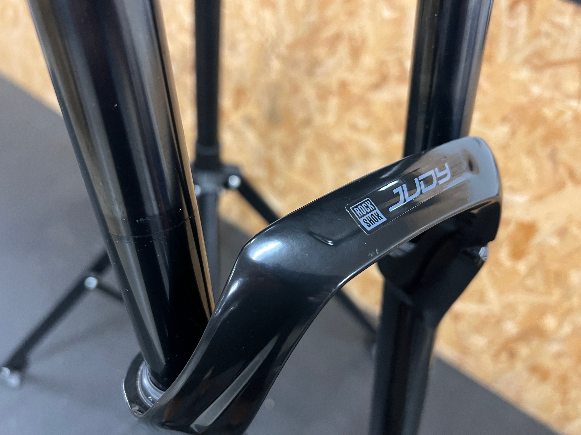 On-One Scandal 29er MTB Frame And Rockshox Judy 130 Fork / Medium / Foreshore Sand / Seconds