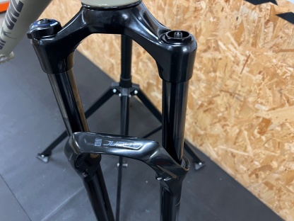 On-One Scandal 29er MTB Frame And Rockshox Judy 130 Fork / Medium / Foreshore Sand / Seconds