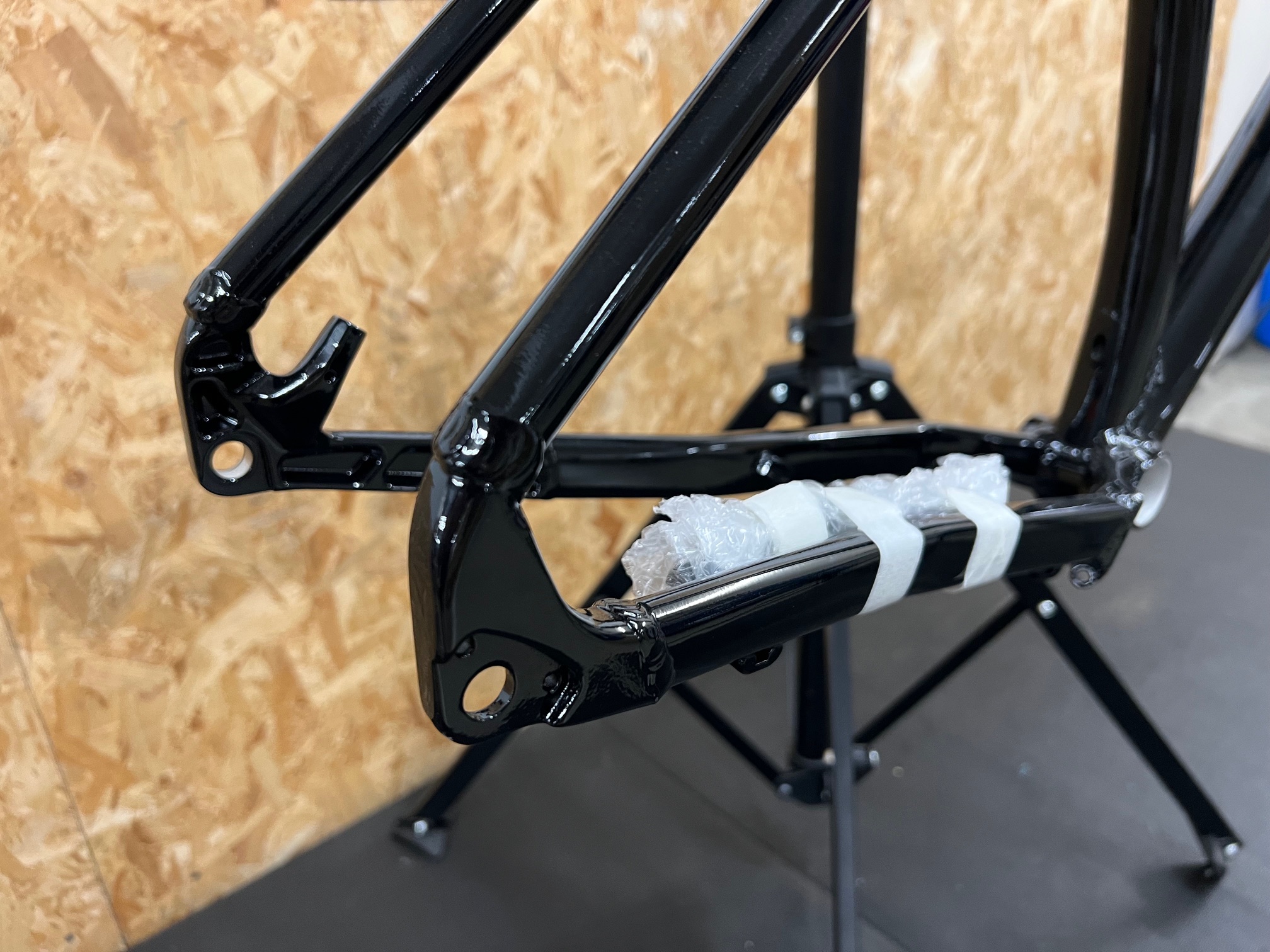 On-One Scandal 29er MTB Frame  / Extra Large / Gloss Black / Seconds
