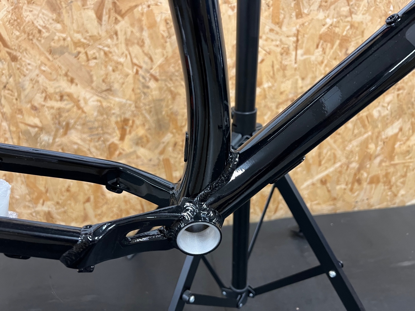 On-One Scandal 29er MTB Frame  / Extra Large / Gloss Black / Seconds