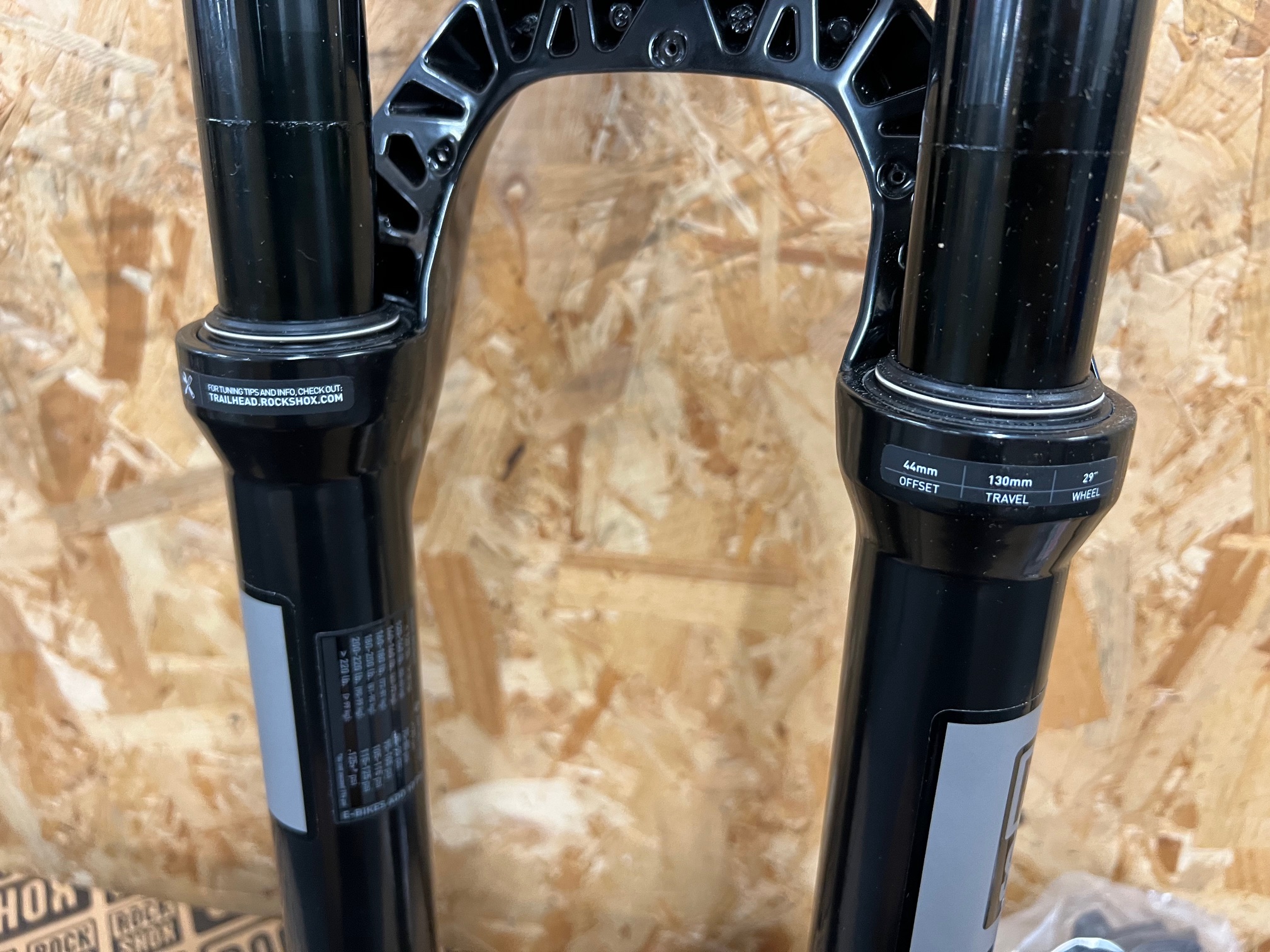 Rockshox Psylo Gold 29" Boost Fork / 130mm / 15x110mm / Gloss Black / Isolator RC