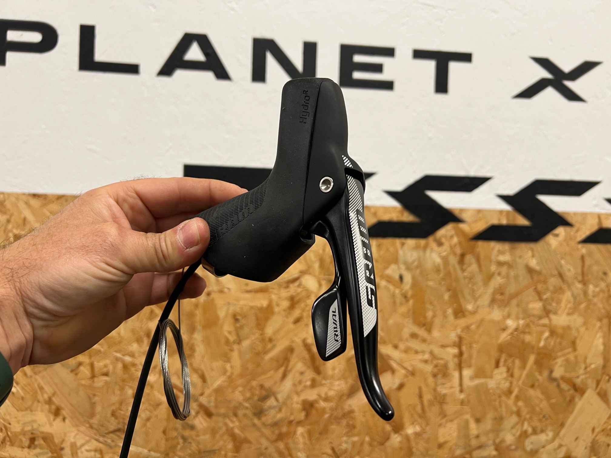 SRAM Rival Hydraulic Brake Lever & Shifter With Post Mount Calliper/ 11 Speed Right / Front Brake / Post Mount