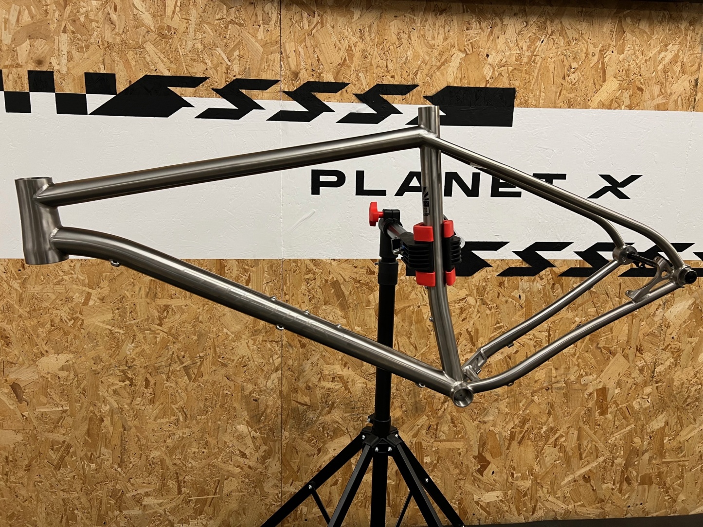 Titus El Viajero Titanium MTB Frame / XLarge / Ex Display