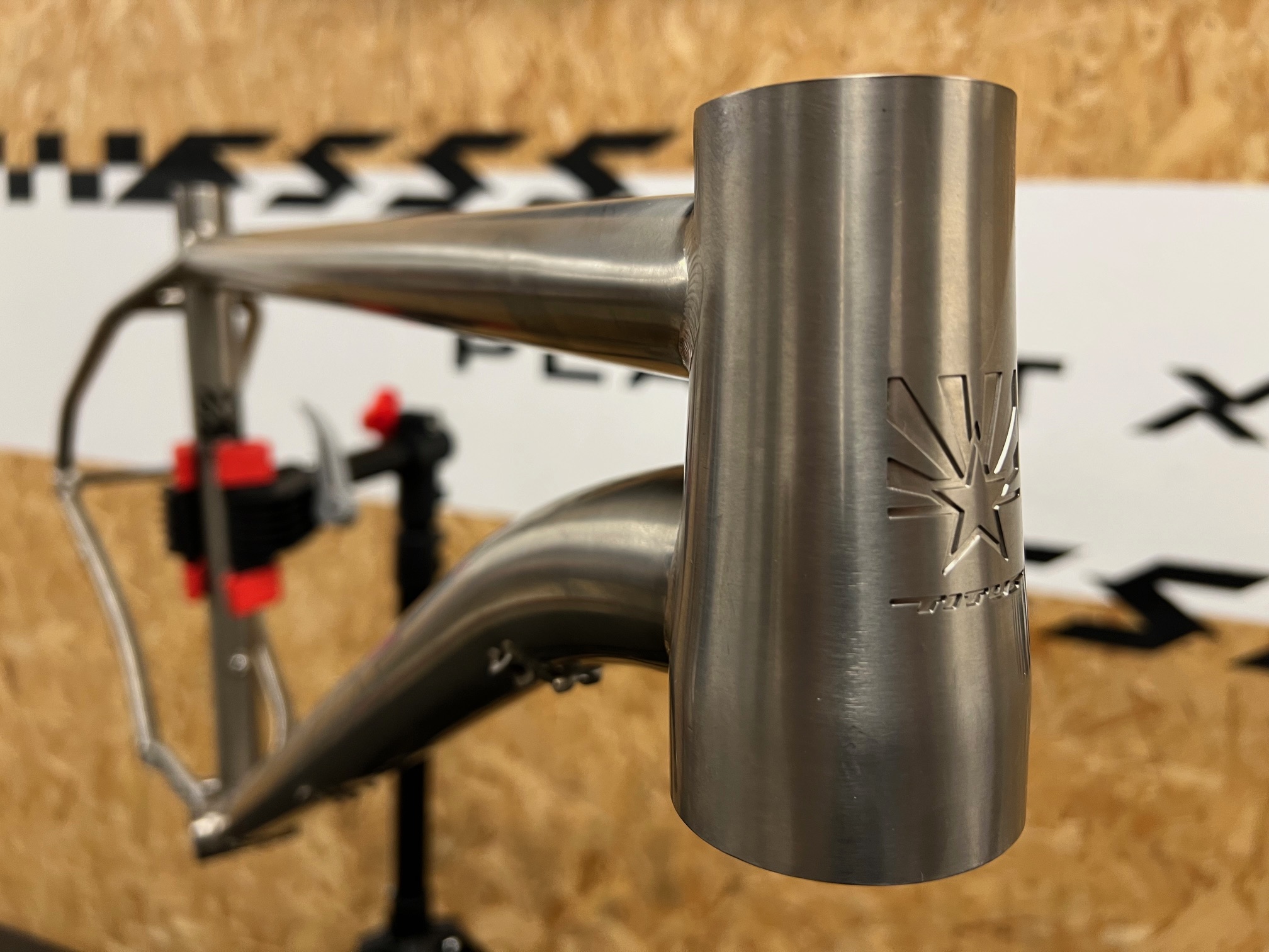 Titus El Viajero Titanium MTB Frame / Large / Ex Display
