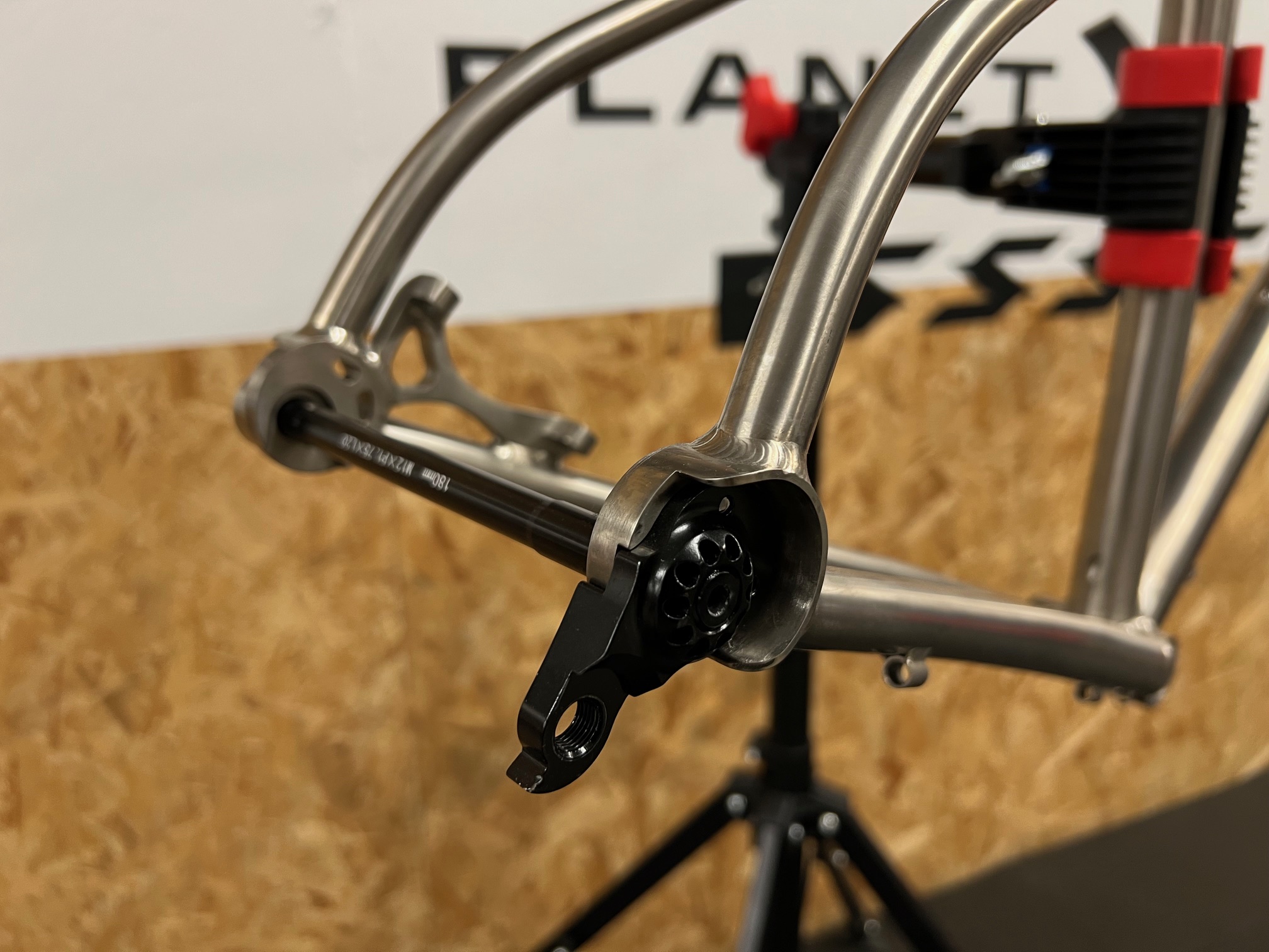 Titus El Viajero Titanium MTB Frame / Large / Ex Display