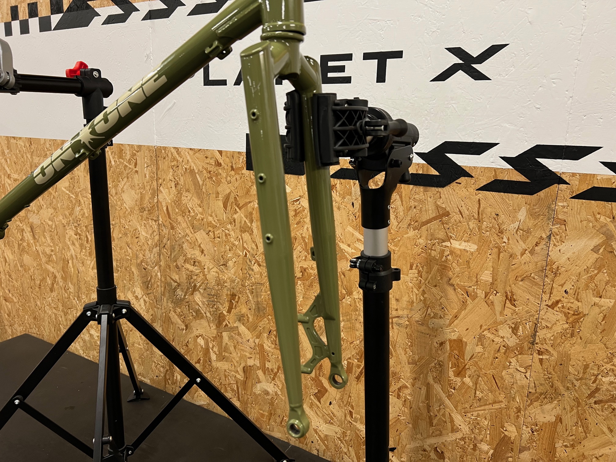 On One Bootzipper 29" Mountain Bike Frameset / Olive Green / Extra Large / Cosmetic Damage