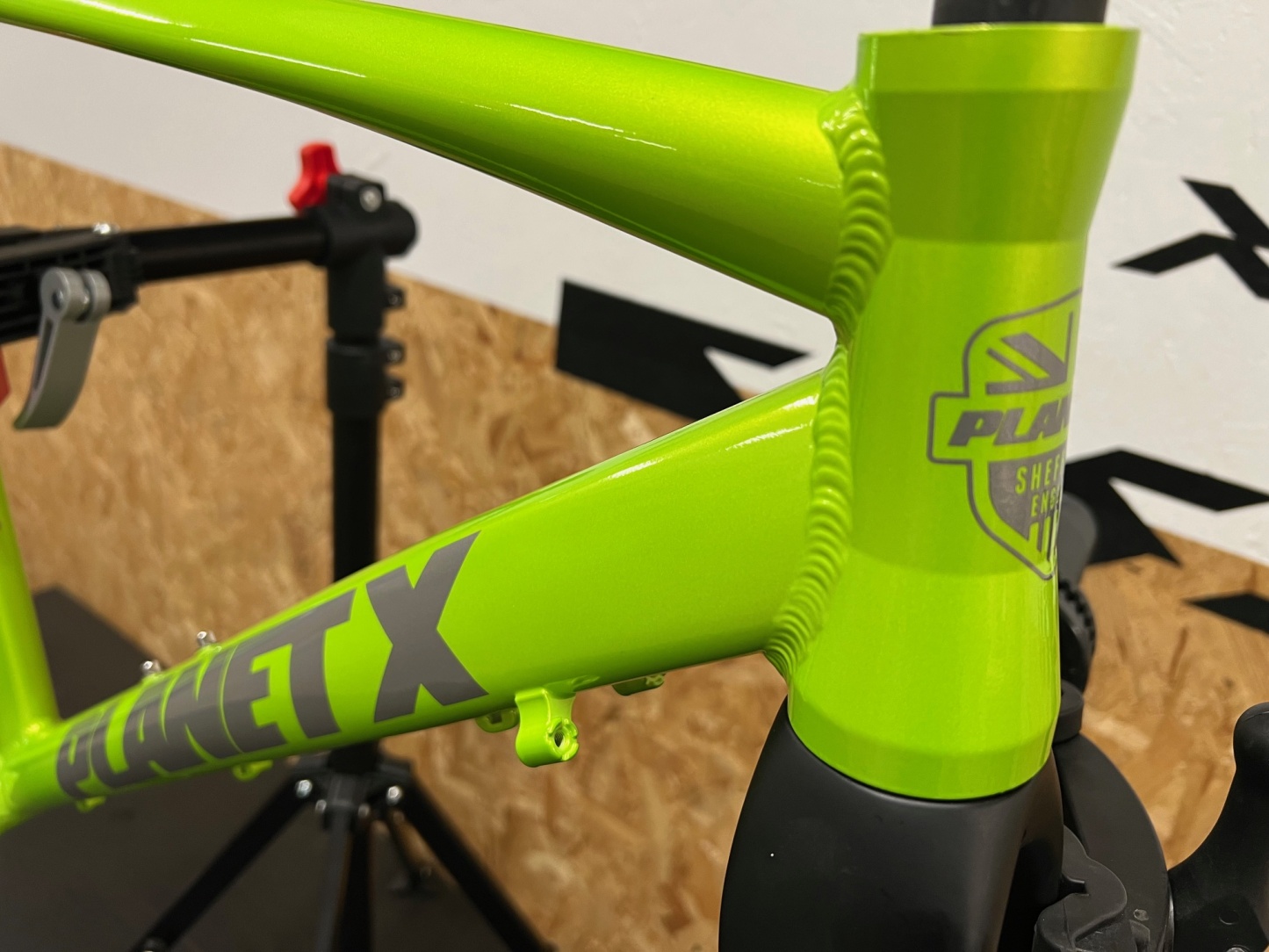 Planet X London Road Frame & Selcof Carbon Fork / Medium / Zesty Lime