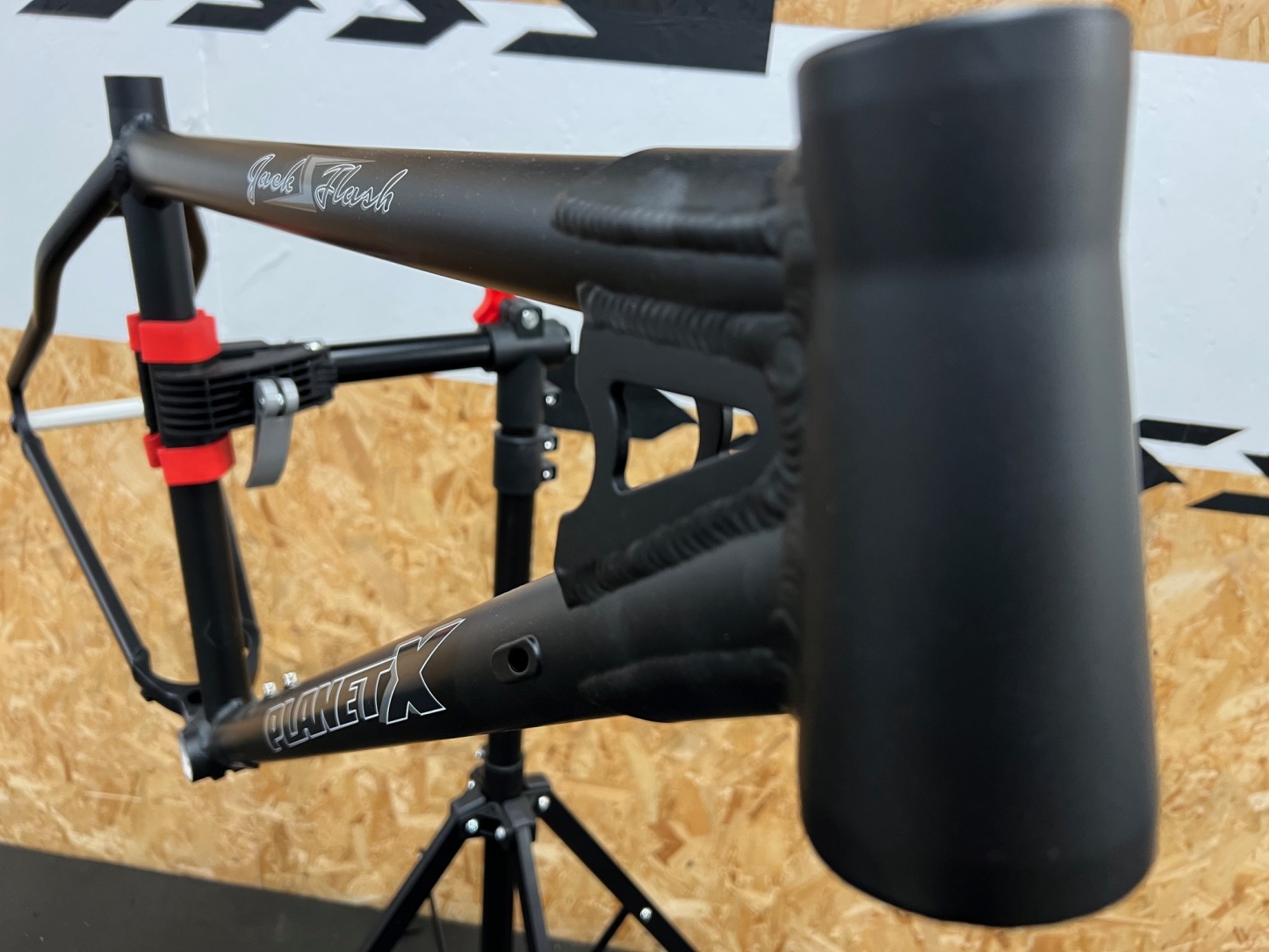 Planet X Jack Flash 29" MTB Disc Frame / XL 19.5" / Satin Black
