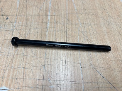 On-One Axle Replacement / Hello Dave / TikTik (NON-UDH)