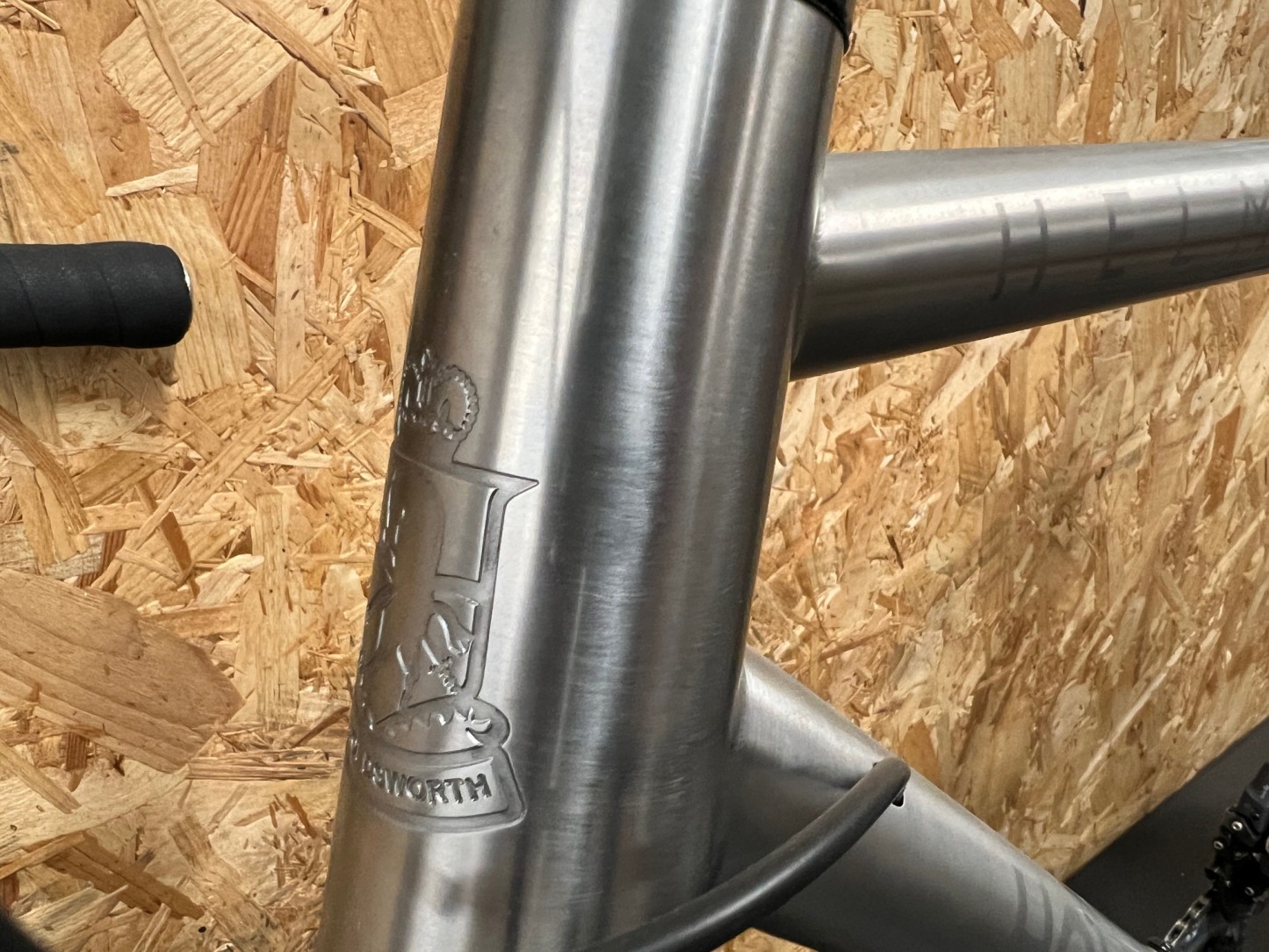 Holdsworth Helm SRAM Force AXS Titanium Road Bike - Medium