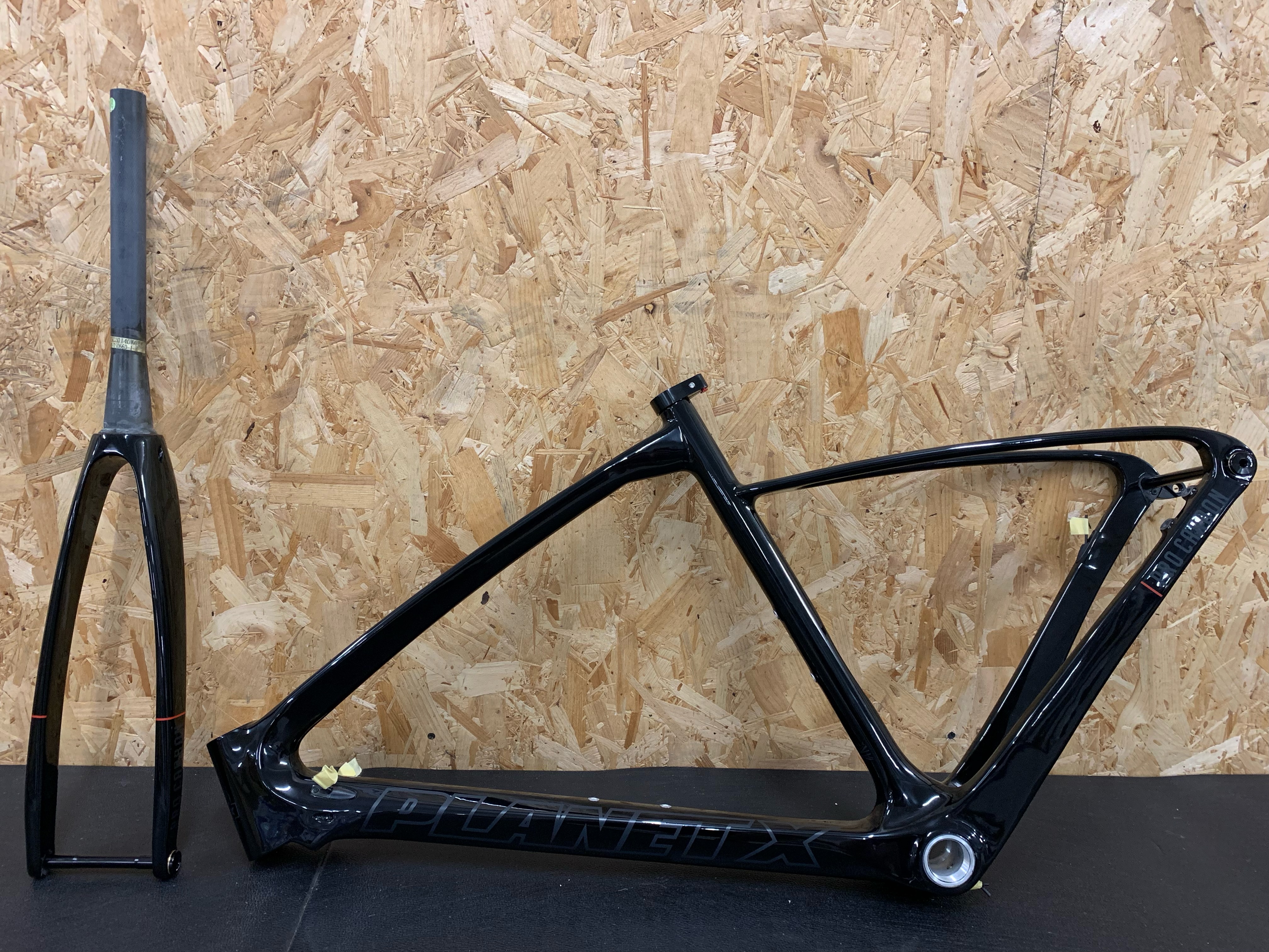 Carbon bike frame online