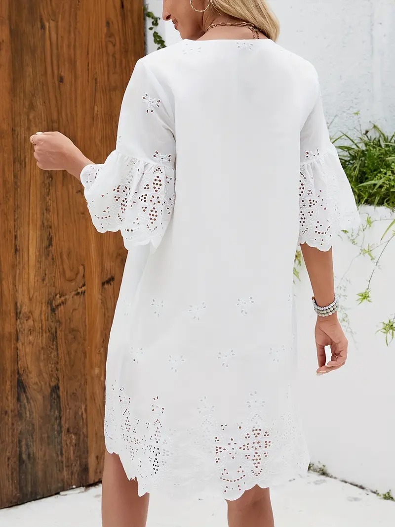 [Elegant Summer Dress] 100% Polyester Elegant Women's Summer Dress | Notched V-Neck with Flared Sleeves, Geometric Pattern Embroidery, Fitted Woven Dress for Spring/Summer/Fall, Long Summer Dress