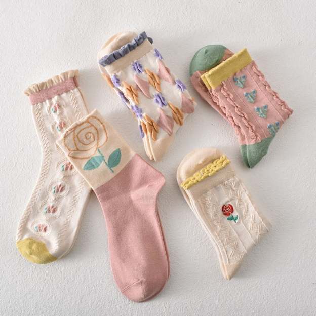 5 pairs of women's pink floral cotton socks