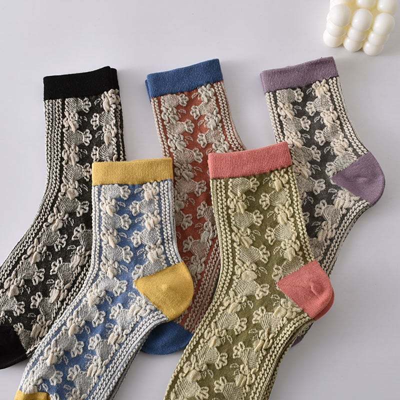 5 Pairs Women's Vintage Embossed Cotton Socks