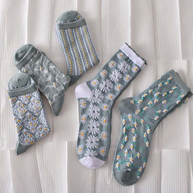 49%OFF-5 Pairs Women's Blue Elegant Embossed Floral Cotton Socks