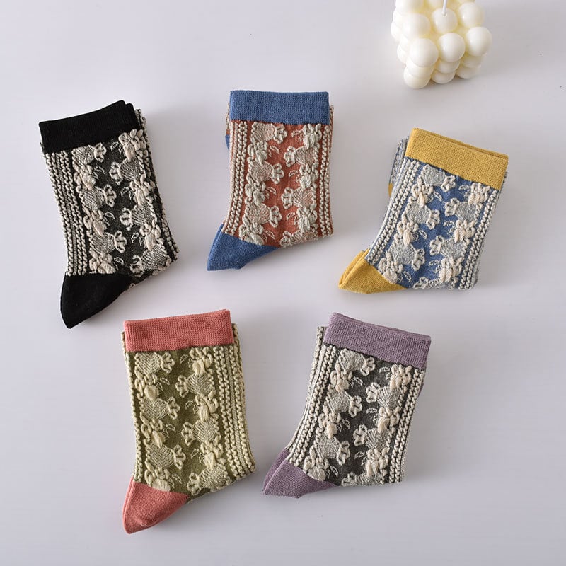 5 Pairs Women's Vintage Embossed Cotton Socks