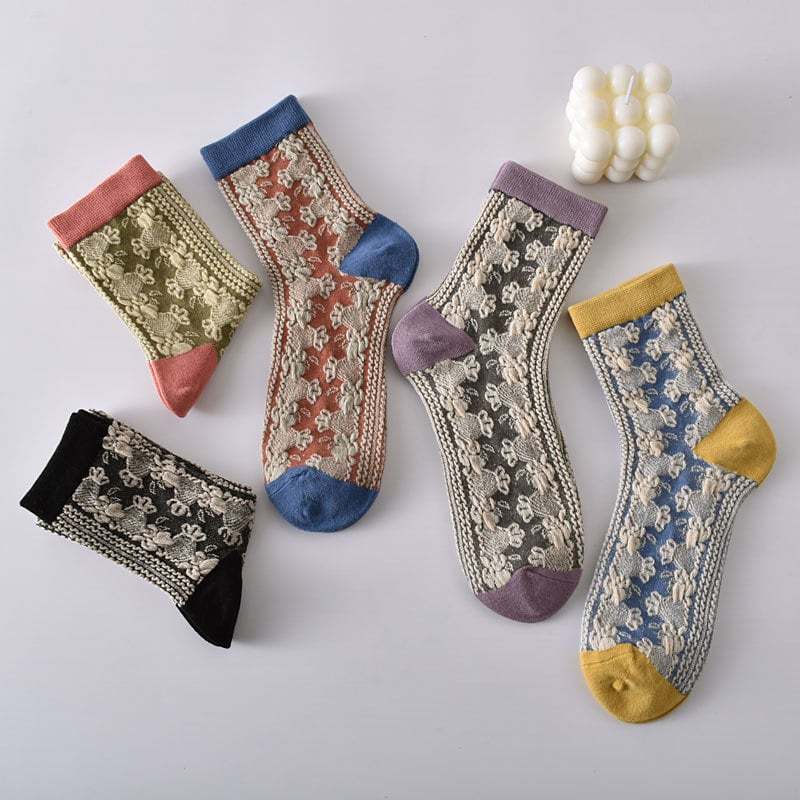 5 Pairs Women's Vintage Embossed Cotton Socks