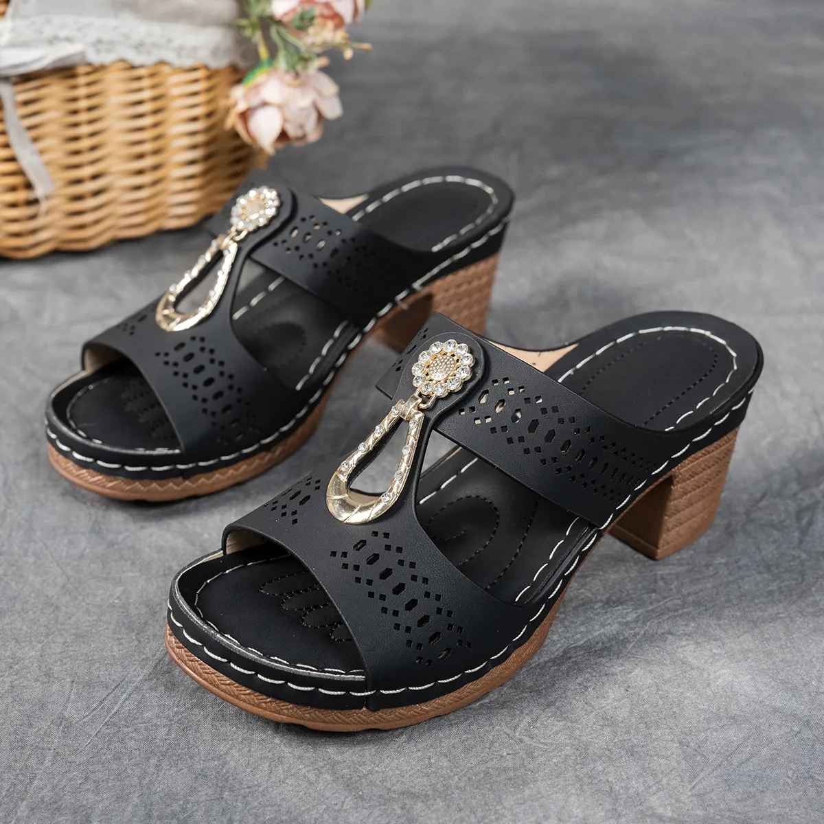 Orthopedic Rhinestones Heel Sandals ( BUY 2 FREE SHIPPING )