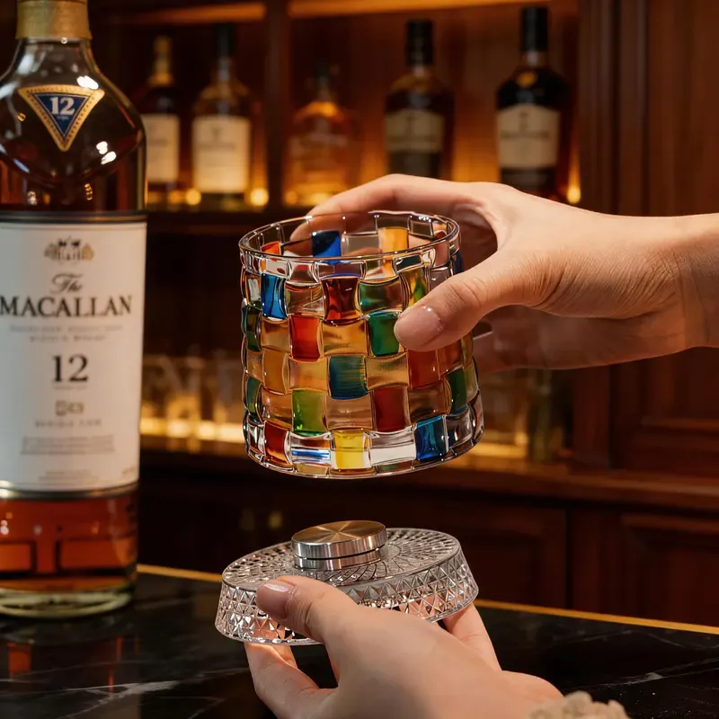 🔥 Luxury 360° Spinning Hand-Painted Crystal Whiskey Tumbler – Embossed Rotating Glass